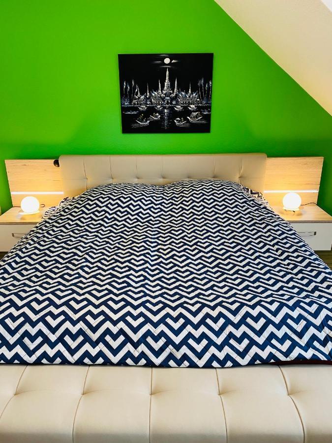 T&T Ferienwohnung Rheinbrohl Экстерьер фото