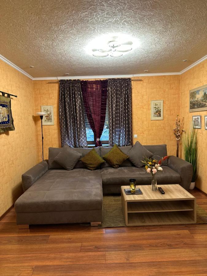 T&T Ferienwohnung Rheinbrohl Экстерьер фото